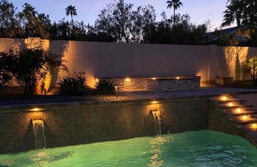 Buenavante House | 3 Mi to Kierland! Luxe Desert Home w/Heated Pool