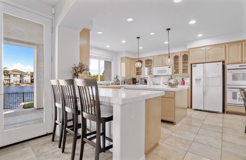 Tracy House | 3 Mi to Main St Tracy: Homey Retreat w/Game Room!