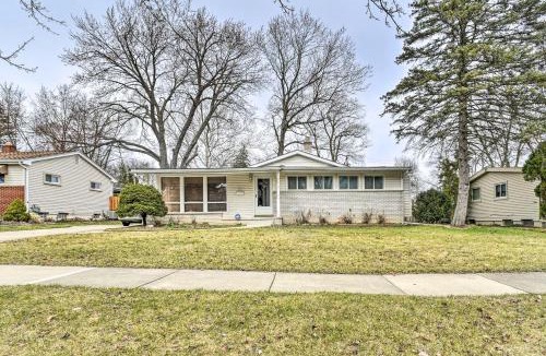 Allen House | 3 Mi to Michigan Stadium: Home w/Grill & Yard