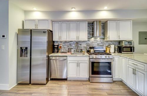 Trinidad Apartment | 3 Mi to National Mall: DC Apt w/Fenced Yard