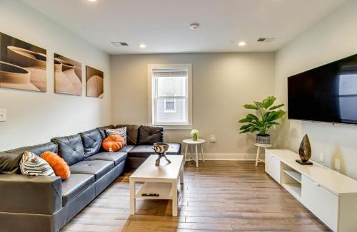 Trinidad Apartment | 3 Mi to National Mall: DC Apt w/Fenced Yard
