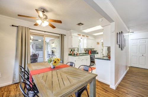 Universal City House | 3 Mi to Randolph AFB: Family Home w/Poker Table!