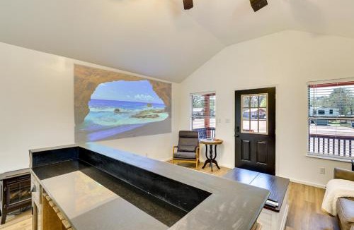 Joaquin House | 3 Mi to Sabine River: East Texas Cabin Hideaway