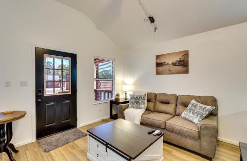 Joaquin House | 3 Mi to Sabine River: East Texas Cabin Hideaway