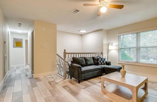 Grogan's Mill House | 3 Mi to The Woodlands: Warm & Welcoming Home!