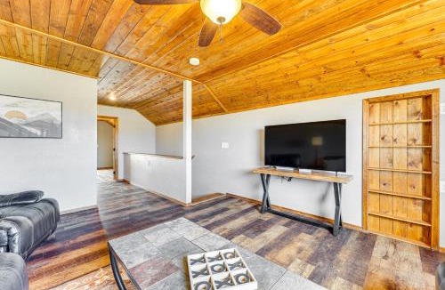 Springerville House | 3 Mi to Trails: Secluded Eagar Cabin w/Mtn Views!