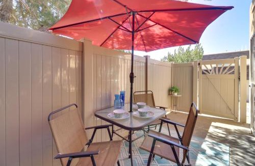 Northeast Heights House | 3 Mi to Uptown ABQ! Pet-Friendly Condo w/Patio