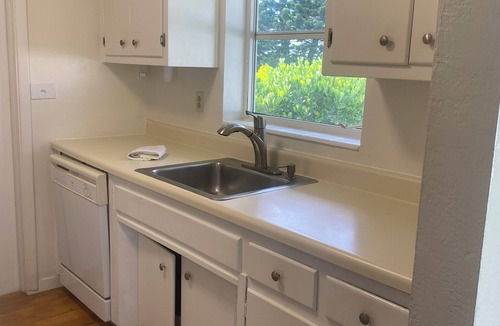 Royal Poinciana House | 3 miles from Renown Hollywood beach