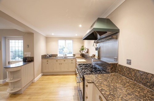 Frinton-on-Sea House | 3 min from beach/golf