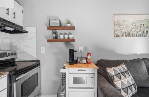 East Durham House | 3 Min to Downtown | 7 to Duke | Washer + Dryer