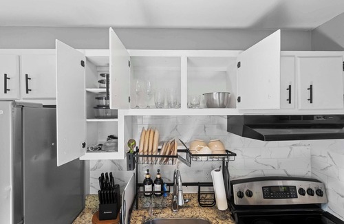 East Durham House | 3 Min to Downtown | 7 to Duke | Washer + Dryer