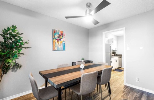 Central Arlington Apartment | 3 Min Walk to AT&T | 2BR | Parking + Pets + Gym