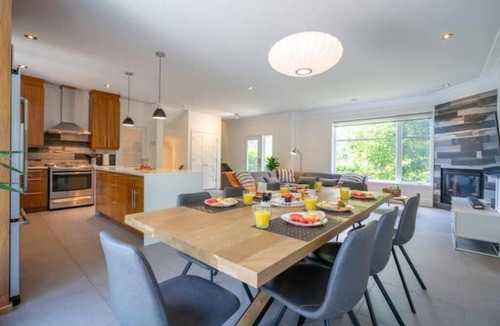 Orford Cottage | 3 minutes from Mont Orford - Large House & Hot Tub