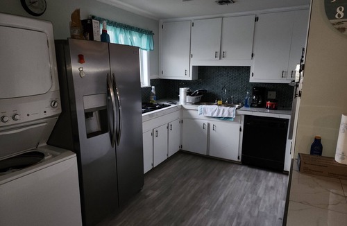 Kleberg County House | 3-Palms Fish Camp & Private Pier