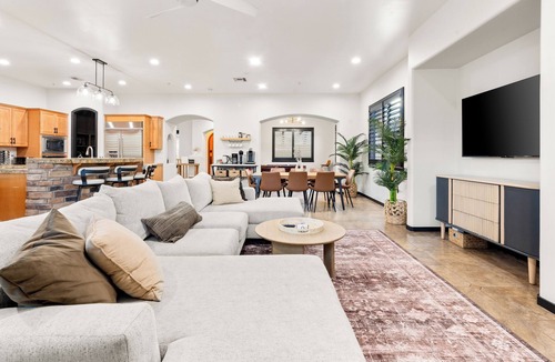 Palm Valley House | 3 Palms Oasis Exclusive Spacious Retreat With Private Pool & Spa