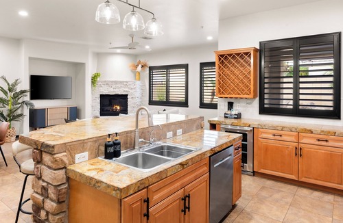 Palm Valley House | 3 Palms Oasis Exclusive Spacious Retreat With Private Pool & Spa