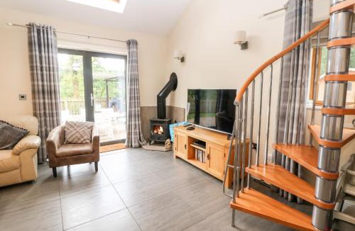 Hollow Meadows House | 3 Pheasant Lane