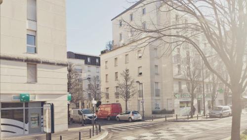 Saint-Denis Apartment | 3 pièces, Paris/Stade de France, 6 pers, parking