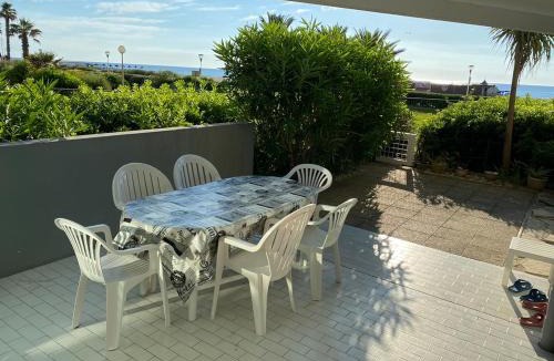 La Cote Radieuse Apartment | 3 pièces rez-de-jardin face à la Mer