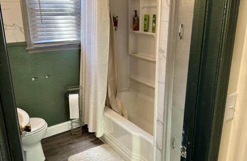 Moorhead Apartment | 3 PM Checkout!
