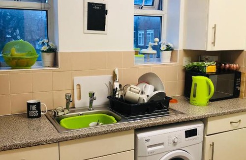 Tipton Apartment | 3 Powell Place