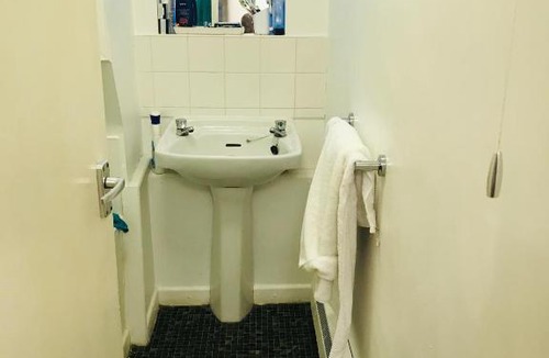 Tipton Apartment | 3 Powell Place