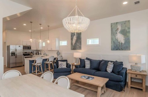 Bonito Boathouses House | 3 Quarterdeck Lane