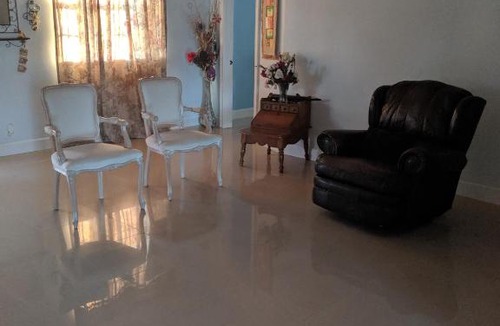 Uvalda Apartment | 3 Rivers House