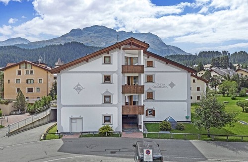 Celerina-Schlarigna Apartment | 3-room apartment on the ground floor, about 90 m2.