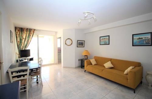 Le Grand Large Apartment | 3 room apartment with sea view and parking space