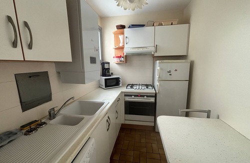 Les Sables d'Olonne Apartment | 3-room apartment on 6th floor with balcony and sea view