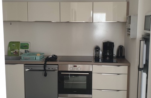 Port District Apartment | 3-ROOM APARTMENT CHATELALLION PLAGE