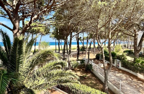 Argeles Plage Apartment | 3-room apartment, beachfront, direct beach access, modern amenities