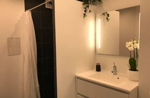 Frederiksberg Condo | 3 Room Apartment in Frederiksberg + Free Parking