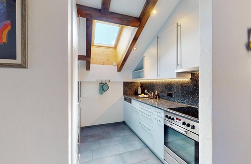 Silvaplana Apartment | 3-room apartment on the top floor, 87m2.