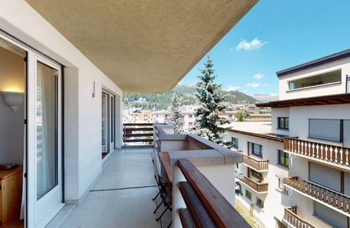 Sankt Moritz-Bad Apartment | 3-room apartment on the 4th floor.
