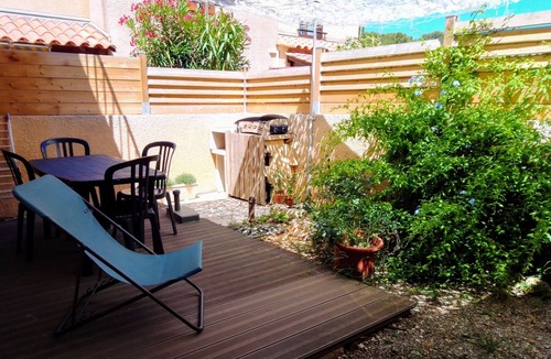 La Franqui-Plage Apartment | 3-room apartment with garden near beach and shops