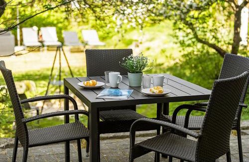 Aalborg Apartment | 3-room apartment with free parking and terrace