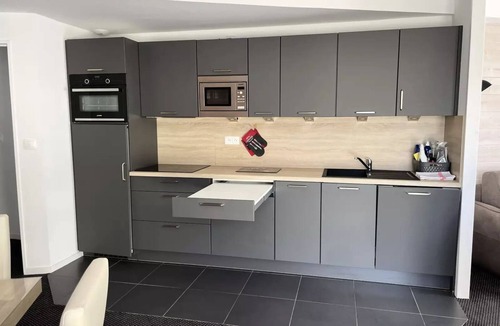 Eaux-Bonnes Apartment | 3 Rooms for 10 People