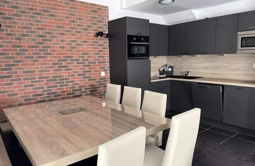 Eaux-Bonnes Apartment | 3 Rooms for 10 People