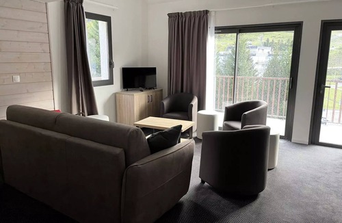 Eaux-Bonnes Apartment | 3 Rooms for 10 People