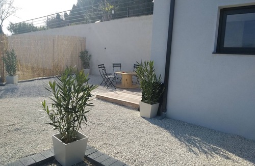 Saint Pierre de Feric Apartment | 3 rooms in quiet villa