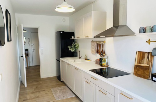 Antigone Apartment | 3 rooms - Parking - Air-conditioning - Wifi - 10 mins walk from town center