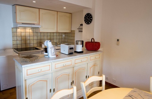 Santa Giulia Apartment | 3 ROOMS VIEW BAY AND SARDINIA