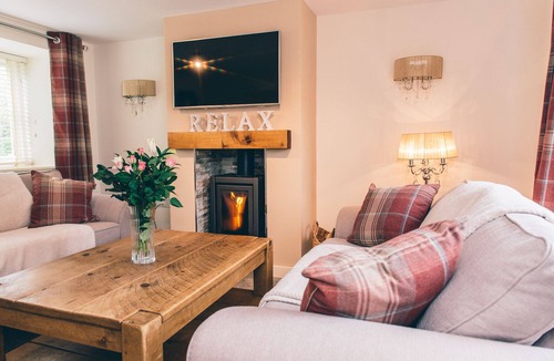 Tunstall Cottage | 3 Rose Cottage, Endon