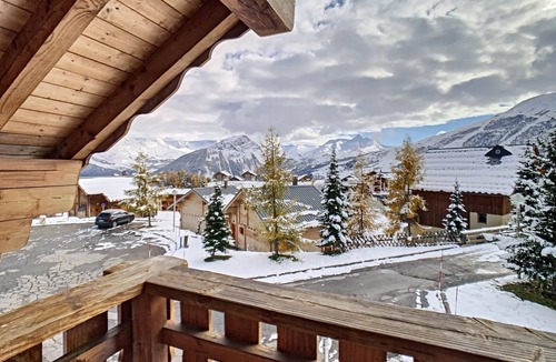 La Toussuire Ski Chalet | 3* South chalet 9 ppl, pets allowed