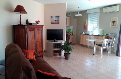 Port Ariane Apartment | 3-star accommodation on lake not overlooked. Absolute rest and comfort.