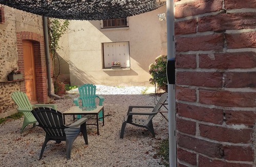 Coullons House | 3-star Bildstein gîte in COULLONS