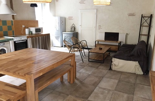 Nerac House | 3-star cottage for 6 to 8 people with swimming pool in Nérac