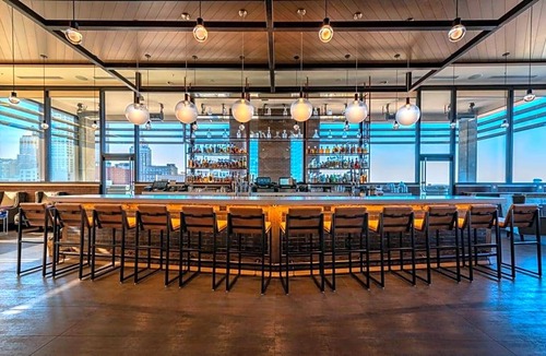 Blue Dome District Hotel | 3-Star Hotel ∙ Hotel Indigo Tulsa DWTN/Entertainment Area